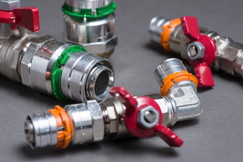 Consulenza personalizzata Termoidraulica Orandi con cliente